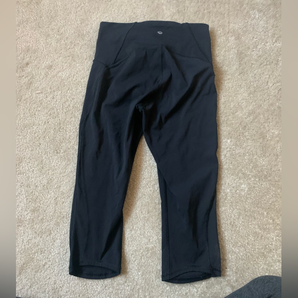 Lululemon Cropped Leggings Size 6